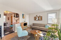 Building Photo - Beautiful Home In Underwood Park Neighborhood