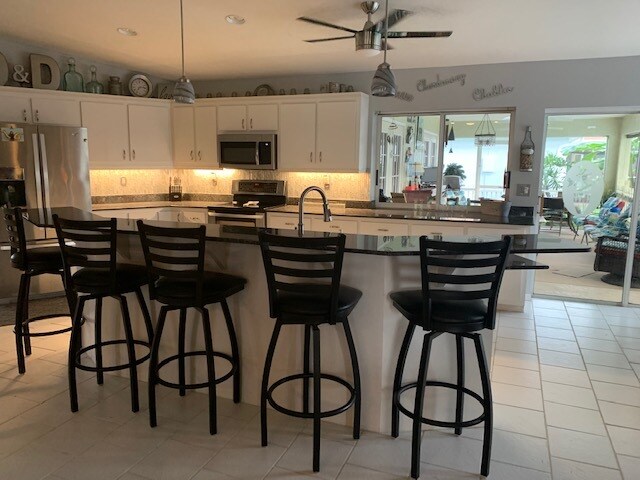 Large Kitchen Area - 704 SW 11th Pl