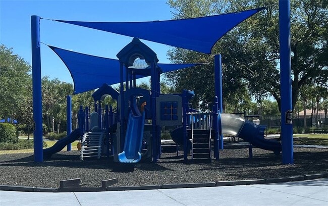 Building Photo - 20027 Heritage Point Dr