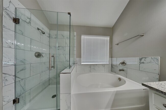 Building Photo - 4706 Trevor Hill Dr