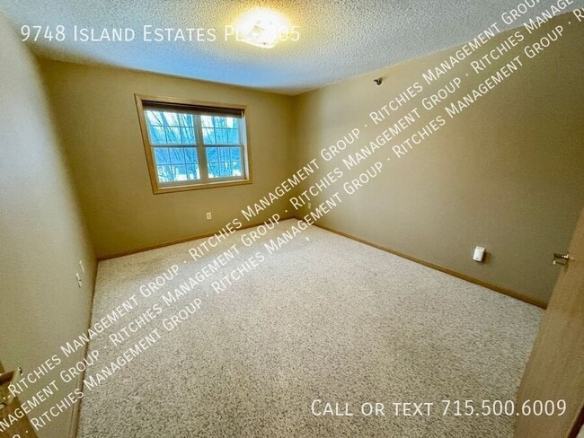 Building Photo - 9748 Island Estates Pl