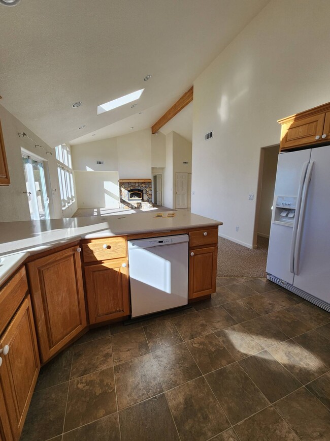 Building Photo - 97671 Marina Heights Loop