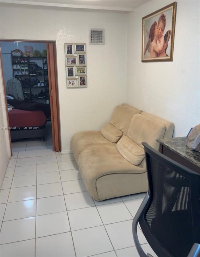 Building Photo - 12823 SW 20th Terrace