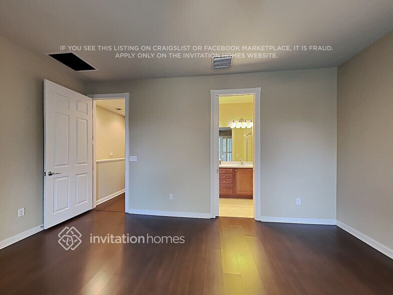 Building Photo - 1212 Dakota Dr