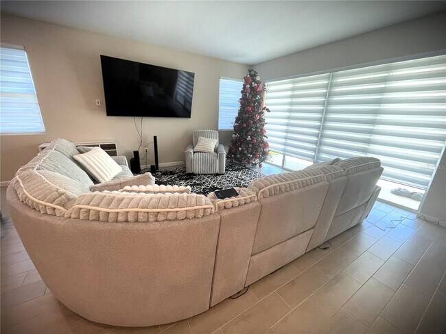 Building Photo - 160 Hilltop Bloom Lp