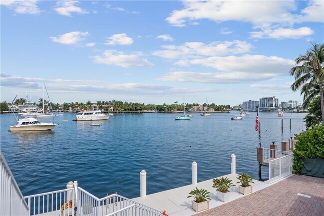 Building Photo - 95 N Birch Rd