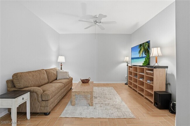 Building Photo - 28630 Carriage Home Dr