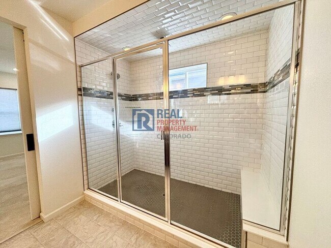 Building Photo - 4662 High Mesa Cir