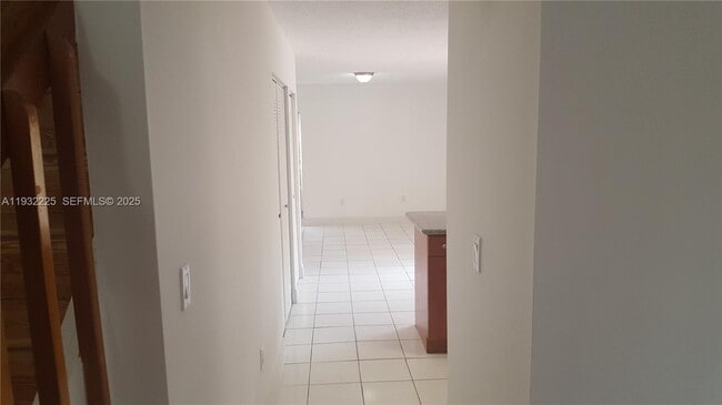 Building Photo - 11860 SW 92nd Ln