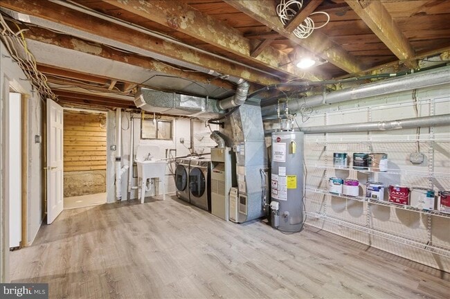 Building Photo - 5736 8th Rd N