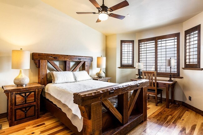 Building Photo - Furnished Townhome in Jeremy Ranch