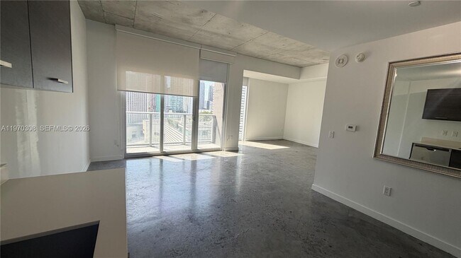 Building Photo - 151 SE 1st St