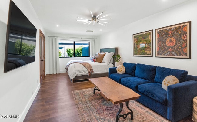 Building Photo - 5812 N 44th Pl