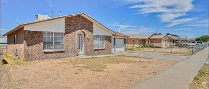 Building Photo - 10809 Jadestone St