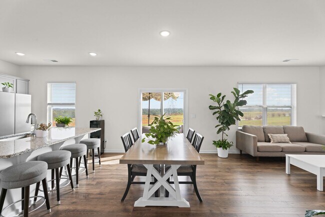 Building Photo - NEW BUILD! AMENITIES!! Lease Only.