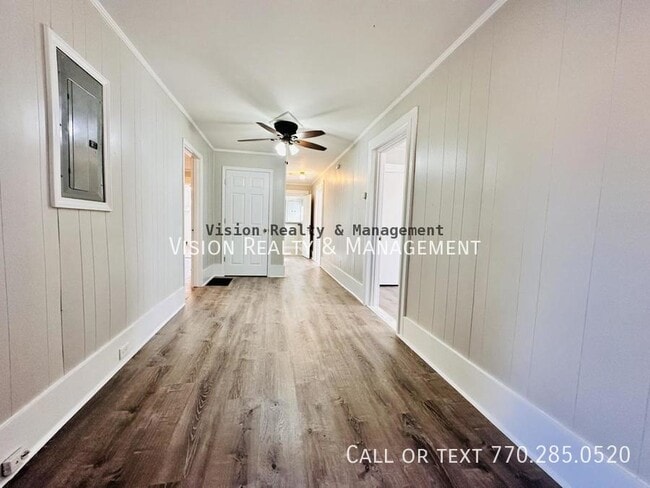 Building Photo - 31 Reynolds St