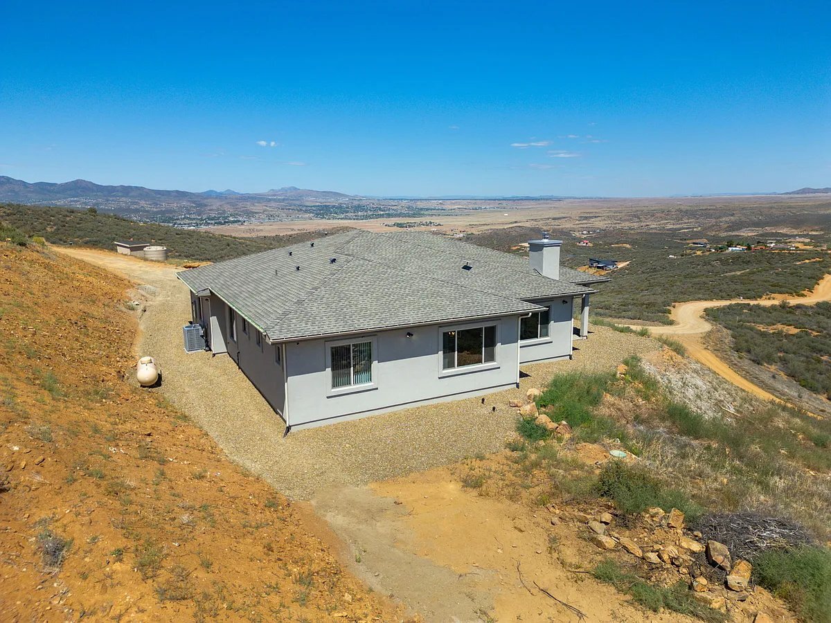 Building Photo - 15690 E Orch Vw Rd