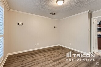Building Photo - 8802 Boise Hills Dr