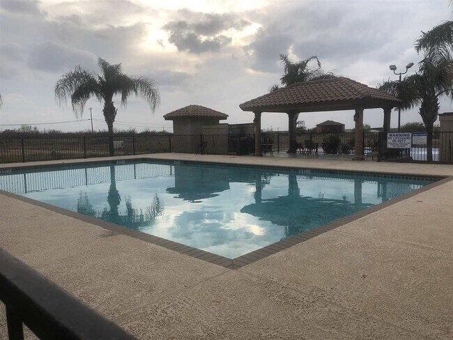 Building Photo - 8216 Casa Verde Rd