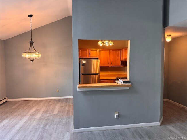 Building Photo - 4 Lexington Hills Rd