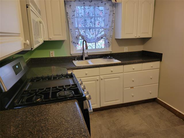 Building Photo - 211 Wichita St