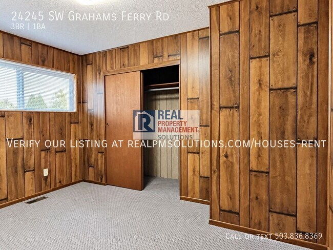 Building Photo - 24245 SW Grahams Ferry Rd