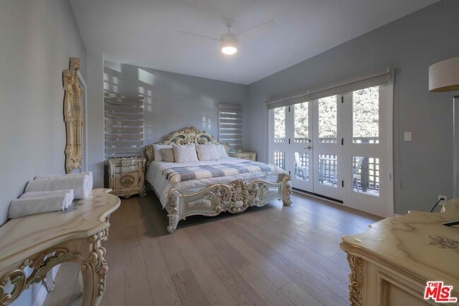 Building Photo - 1121 S Wilton Pl