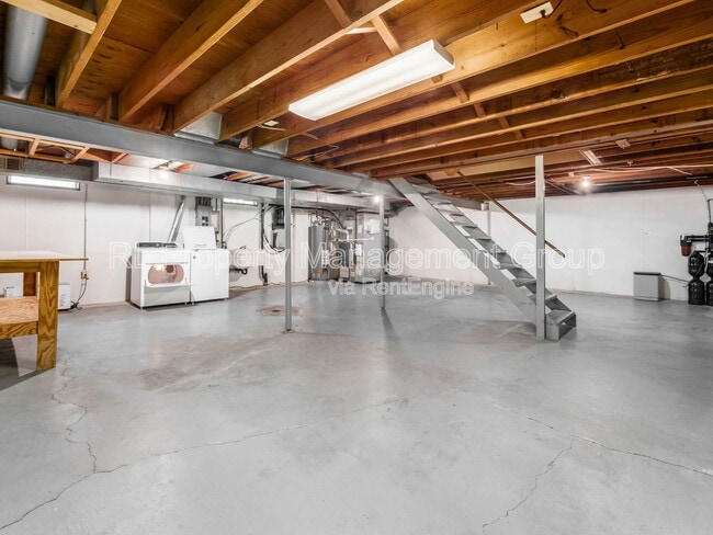 Building Photo - 1627 Keats Ct