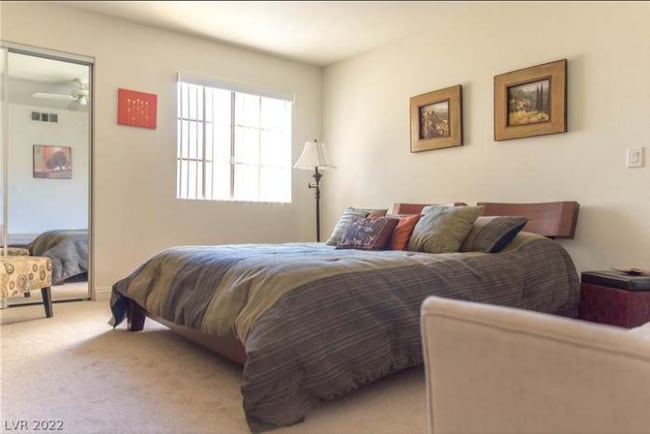 Primary Photo - 5118 S Jones Blvd