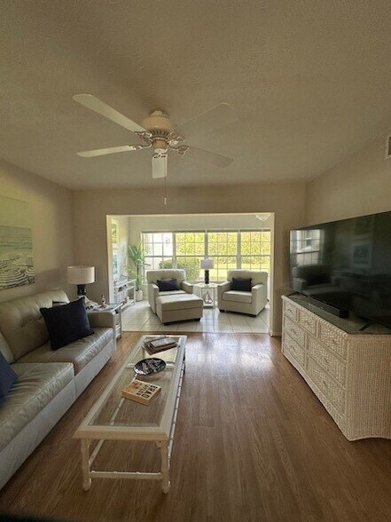 Building Photo - 740 Lake Orchid Cir