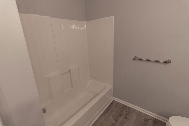 Building Photo - 1330 Godas Cir