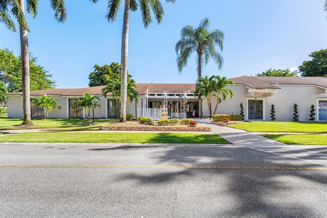 Building Photo - 14575 Bonaire Blvd