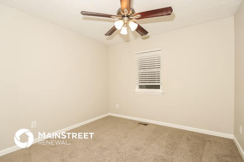 Building Photo - 4349 Parkview Dr