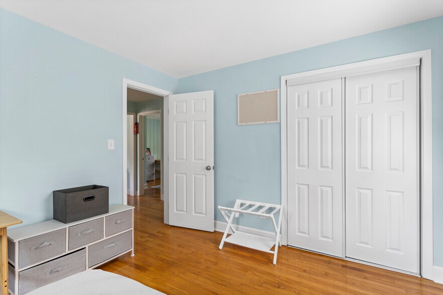 Building Photo - 4113 Peachtree Ave