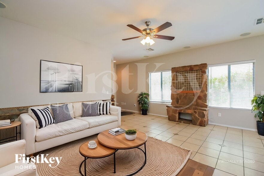 Building Photo - 29252 N Sunquest Dr