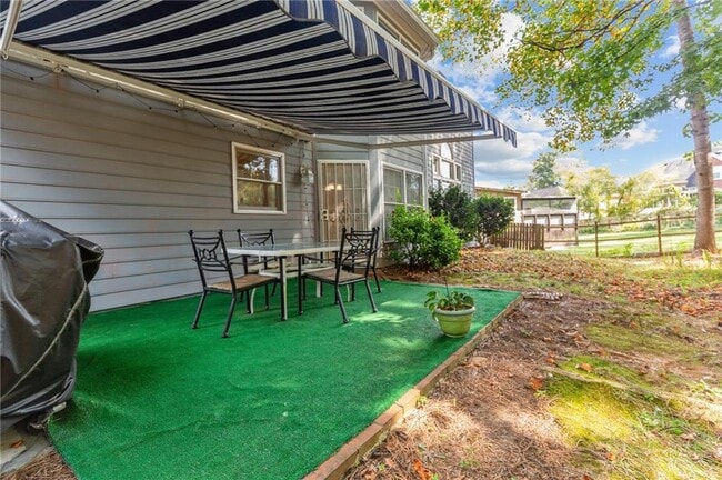 Building Photo - 1564 Chadwick Point Ct NW