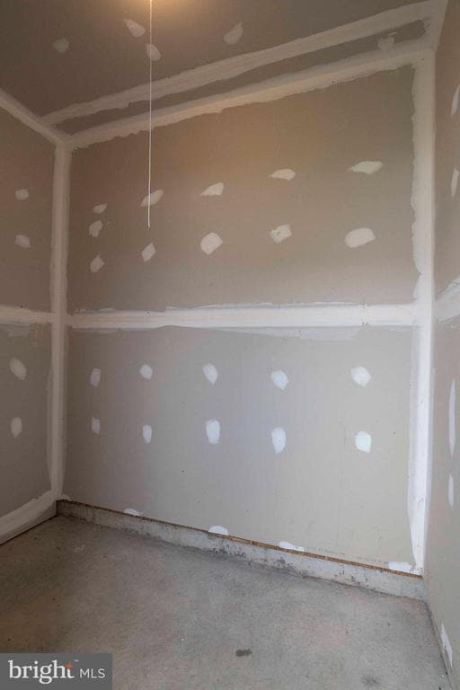 Building Photo - 15 PITCH PINE Ct