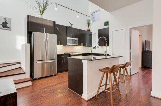 Building Photo - Immaculate 2-Story Urban Loft Townhome wit...