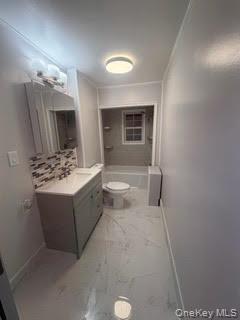 Building Photo - 644 Midwood St