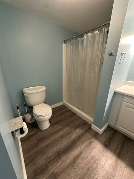 Bathroom - 328 Great Rd