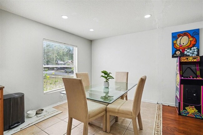 Building Photo - 8105 River Mont Way