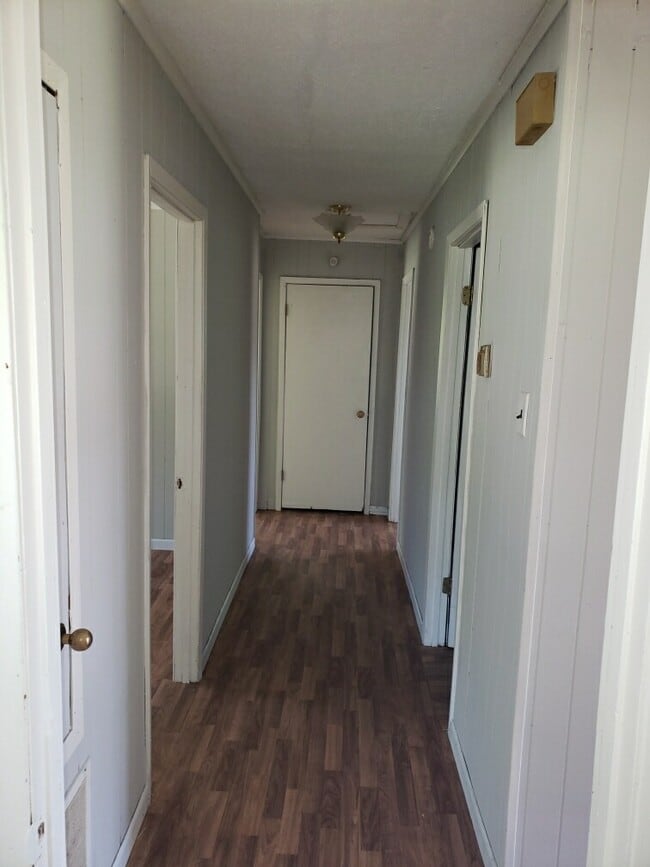 Building Photo - 2809 Green Tee Rd