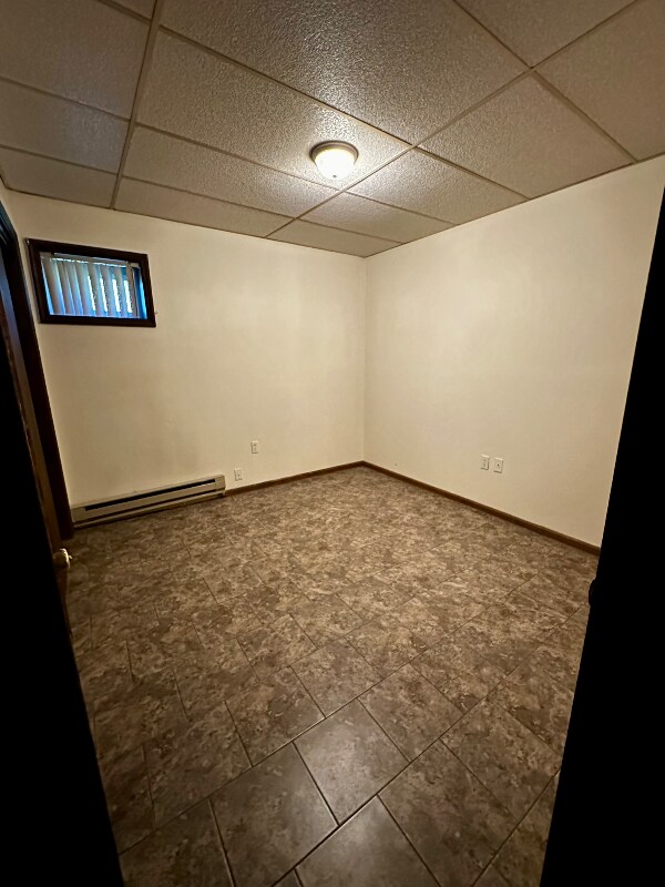 Building Photo - 1295 Bunny Ln