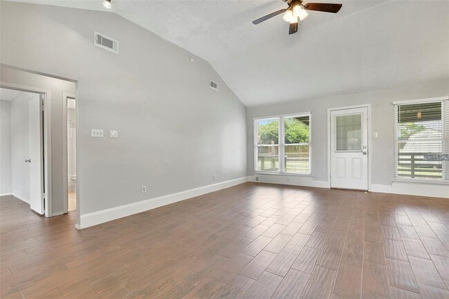 Building Photo - 2502 Ewell Dr