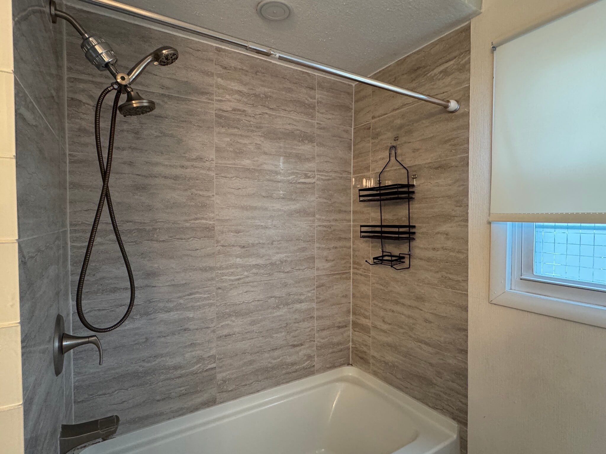 Building Photo - 4611 Scott St