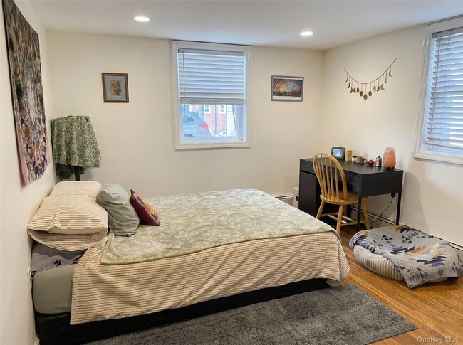 Building Photo - 14 Central Ave N