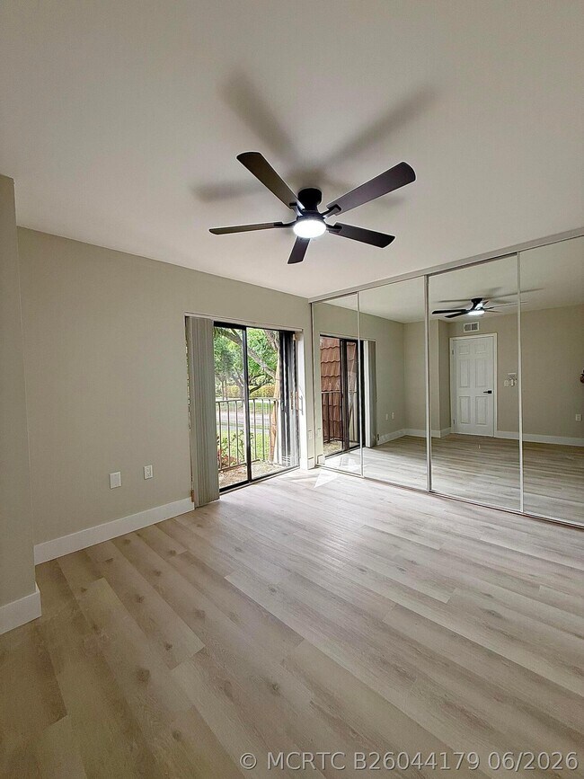 Building Photo - 205 Charter Way