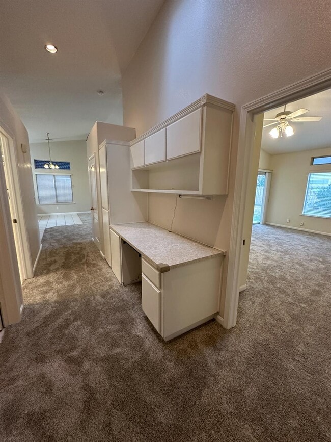 Building Photo - 2260 E Niles Ave