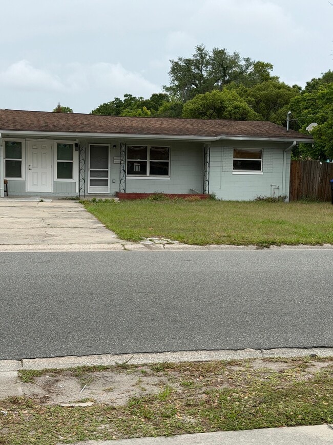 Building Photo - 5306 Satel Dr