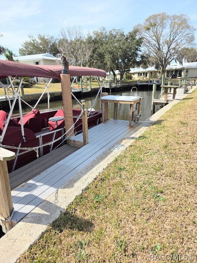 Building Photo - 11612 W Kingfisher Ct